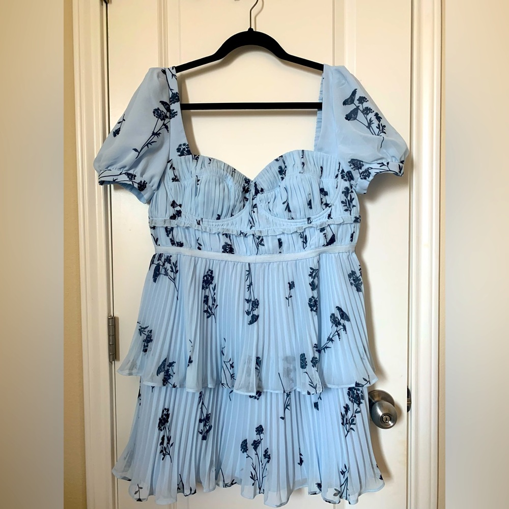 Self Portrait size US 10